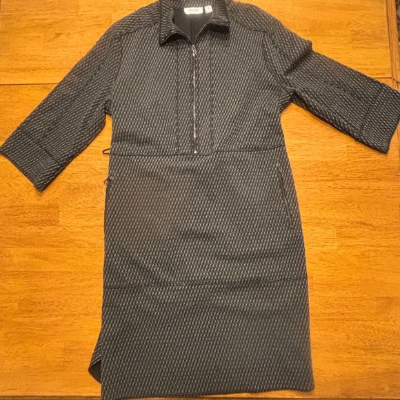 Per Se Dresses & Skirts - Per Se Black and Gray Long Sleeve Dress
